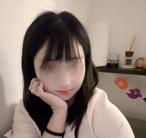 こんばんは！🌟

本日⏰22:00~ラスト
出勤していますっ  -⸝⸝˘♡

最近無性に甘いものが食べたい！
でも太りた