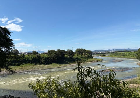 こんばんは😊

今日は山の日🎌
お休みだと曜日感覚がずれます…

明日は水曜日_φ(･_･

明日は出勤日🍀
事前のご予