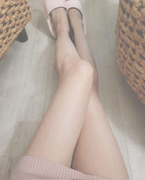 こんにちは🌞🌱
この暑さはいつまで続くのかしら꜀(  ꜆-ࡇ-)꜆ｱﾁｲ🔥
日曜日、お休みの方もお仕事の方も13:00～