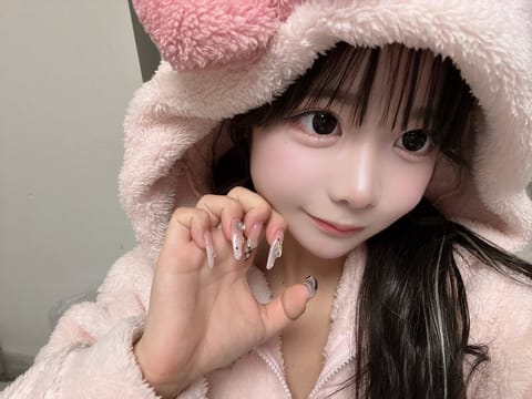 みて〜あたらしいぱじゃま♡♡
あした池袋るーむであえます🐈‍⬛🎀
まってるね🍩ྀི