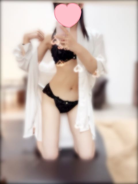 本日ご指名くださったお兄様ありがとうございました♡
明日もいるので、お時間合いましたら是非お誘いお待ちしています😊💓
