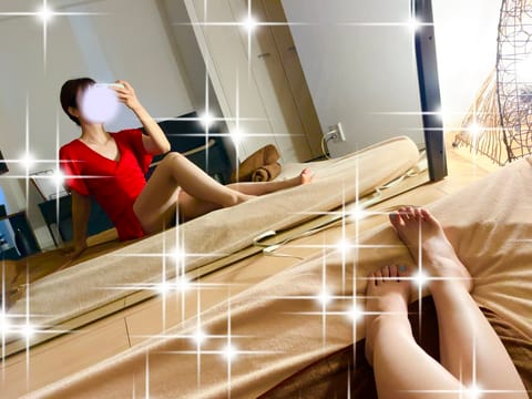 ☃️すごーい
足キンキンに冷えちゃった🧊
今日は14:30までお部屋にいます🫧
暖かくしてお待ちしてますね💁‍♀️🩷🩵
