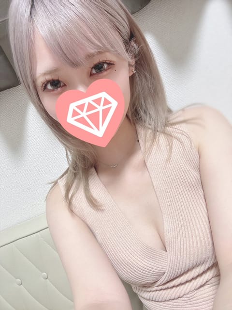 明日は新橋にいまーーす🥰

スタート枠からの事前予約もありがとうございます🥺
めっちゃ嬉しい💗

【空き枠情報】
🈳 1