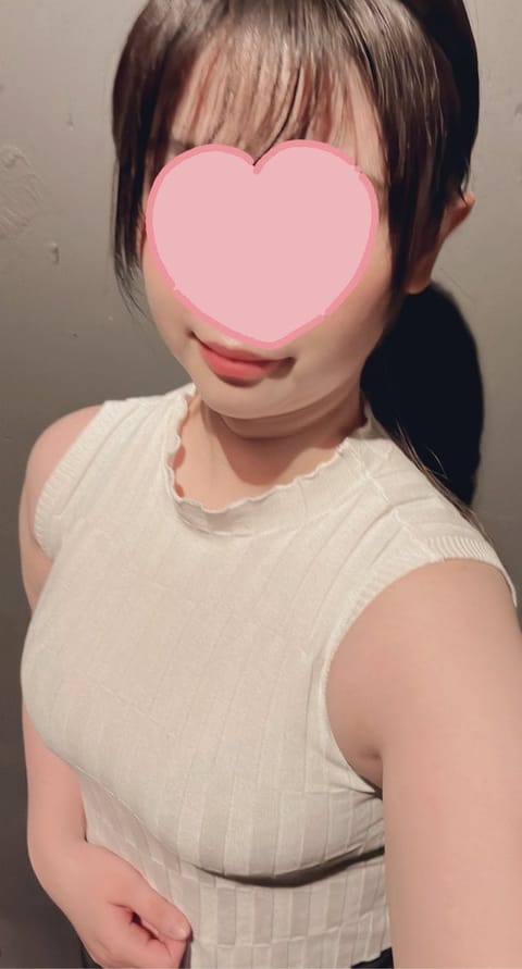前回から入店させて頂きました、
紗倉みこと申します🌸

本日2回目でまだどきどき緊張しています🫀
たくさん癒しをお届けで
