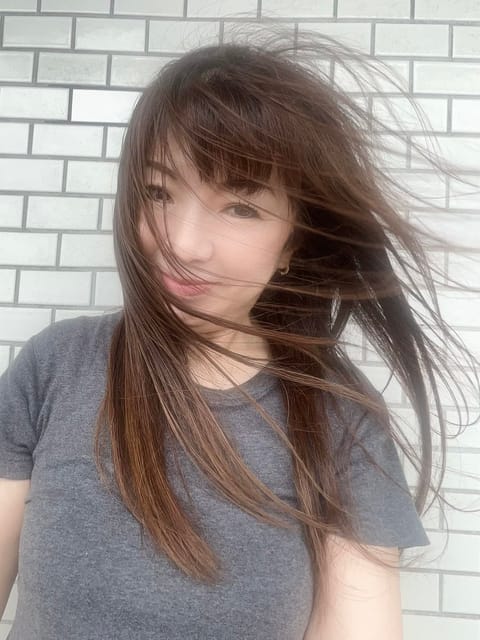今日も真夏日だけど、風が強いね😆お昼は、かた焼き✨
地域によっては、皿うどんとか、あんかけ焼きそばって言うみたい。トマト