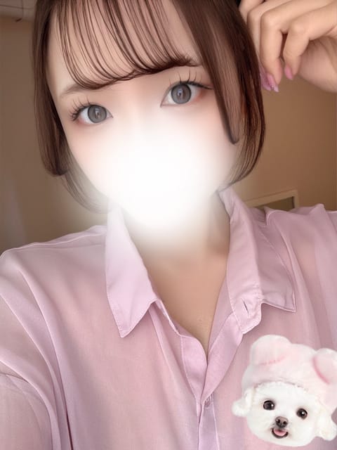 本日吉祥寺ルームいます𓂃꙳⋆18時までまだご予約に空きあるので、お待ちしてますっ
雨降ってきたけど今日傘持ってくるの忘れ