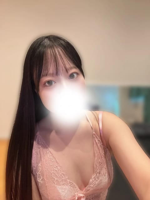 明日12-19で急遽出勤決まりました🏠
今の所お好きな時間にご予約できます🫶🏻

姫予約は特典もあってお得で嬉しいです♪