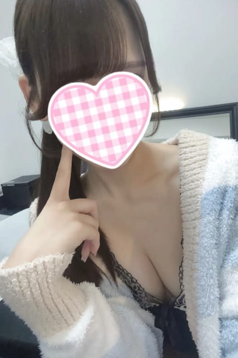 こんにちは‪🔆‬

本日21時〜います🪼‪𓂃 𓈒𓏸
事前予約してくれたお兄さまありがとう︎🫶🏻🎀

まだ空きあるのでご予