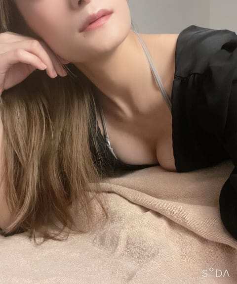 21日  14時～
22日  14時～
23日  14時～

ご予約お待ちしております✨️