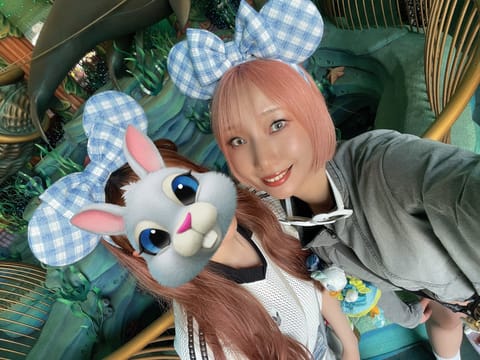 今日はシーに行ってきた🐭🏰🩵🪸🎢
25周年で可愛かった〜

アナ雪中止してたのがショックだったけど
楽しかったからオール