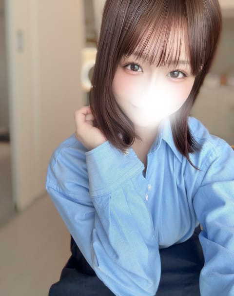 ✿ ┈ ⋯ ┈ ✿ ┈ ⋯ ┈ ✿

今日はどんな1日だったかなぁ？👧🏻🌻

ゆっくり休んで明日からまた
1週間頑張ろう