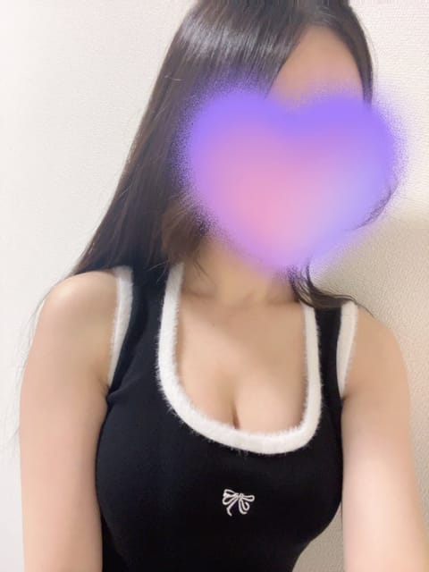 今週
5日16-23時でお店出ます🤍
1週間の疲れを癒しに来て下さい💐