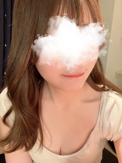 アロマキャッスルの望月みさです🕊️
諸事情によりアカウントを作り直しました

また、11月から店名が変わり
アロマスカイ