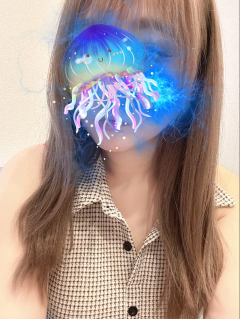 本日も🈵です‼️
ありがとうございます😊

明日も13:00〜いますのでぜひ🫶🏻