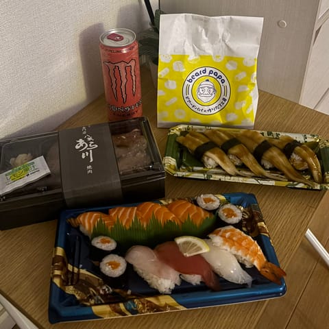 今日雨の中2回も来てくれてありがとうございます！！ᐡ ᴗ   ᴗ ᐡ💮大好物ごはん持ってきてくれて、一緒に食べて美味しか
