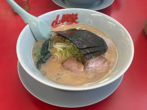 こないだ初山岡家🍜食べた👍✨
外暑いんだけどラーメン食べたくなる笑

みんなのおすすめラーメン教えて🫶💖

今日もお待ち