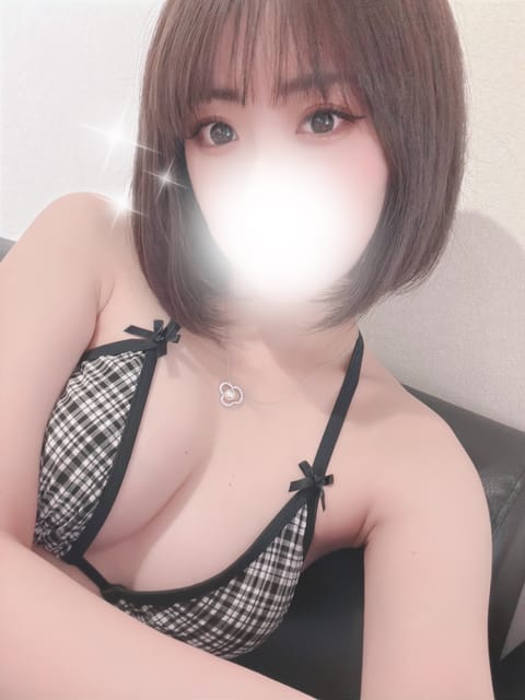 3/14ホワイトデー🤍
17:00~出勤になりました🫧
今月あと2日しか出勤できないので
是非ふわふわ🥧を使った技
お試