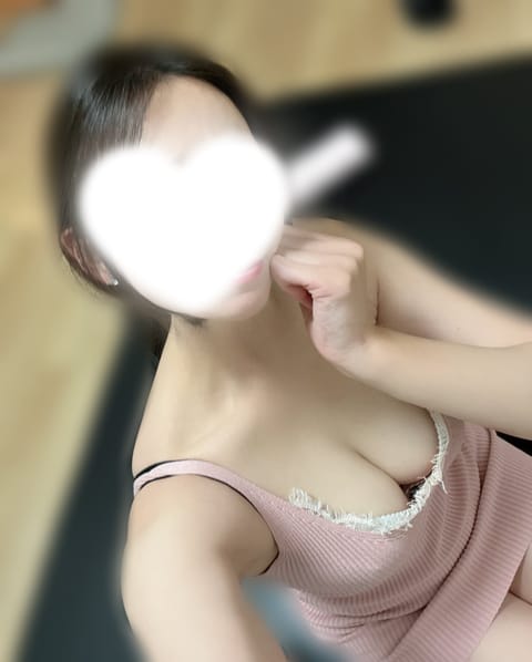 天竜川店に出勤してます♪
ご予約待ってます🫶💕