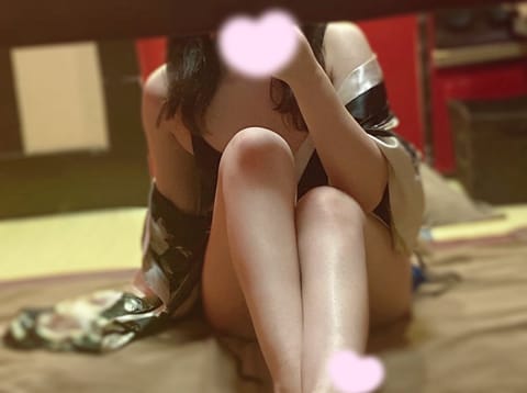 こんばんは☀︎

最近段々と肌寒くなって来ましたね❄️
本日は23:00-5:00までお待ちしてます🗝

#メンズエステ