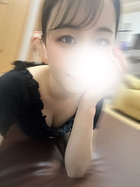 7月ラスト🎐
時間短いですが今日もいるよー！

お誘いお待ちしてますò⩊ó