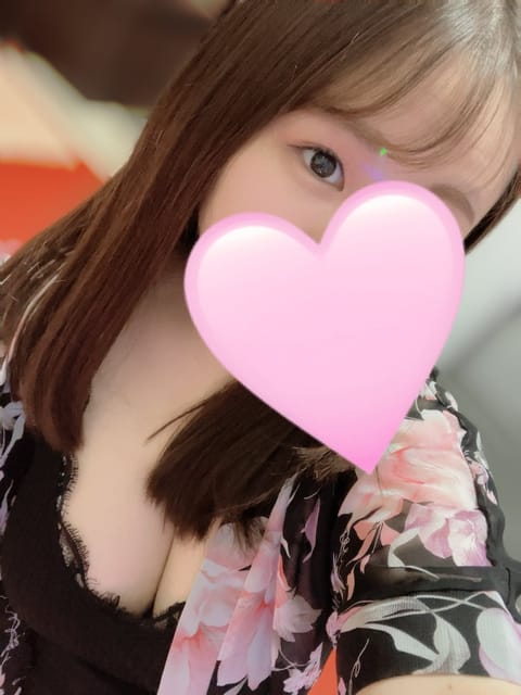 こんばんは〜

本日21時からお部屋います！

体調崩したりしてたので本日久しぶり！

お時間ある方はぜひお待ちしており