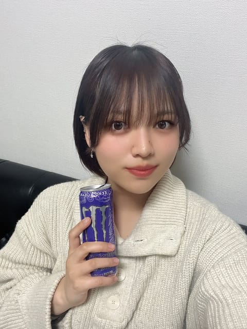 こんばんは✨️
最近モンスターエナジーの新作が出たので飲んでみました！
ぶどうのような味わいで、ゼロカロリーとは思えない