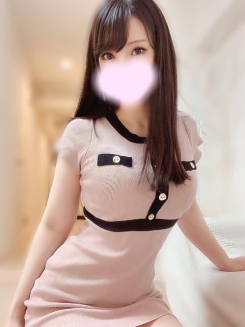 こんばんは🌟
本日、明日と深夜2時まで神楽坂ルームに居るのでお身体の疲れを癒しに会いに来て下さい☺️✨