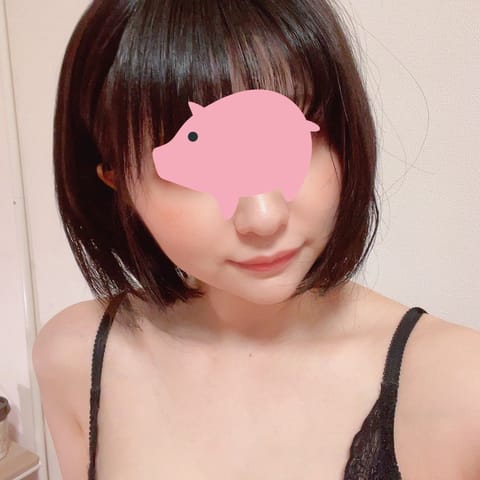 お知らせです🙌
7日19:30〜01:30出勤します！
お時間合うお兄様お待ちしております😌
織姫と彦星のようにお兄様に
