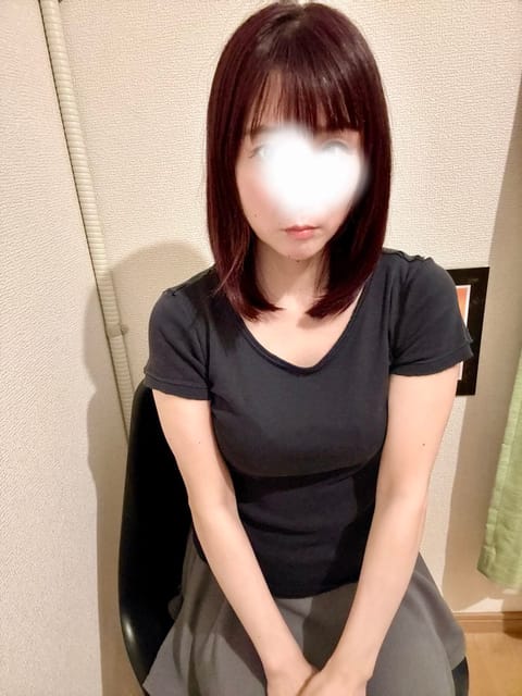 おはようございます。
7/31は巣鴨🦆（巣鴨しか出勤してない）
10時から19時まで
しっかりほぐして癒します。
お待ち