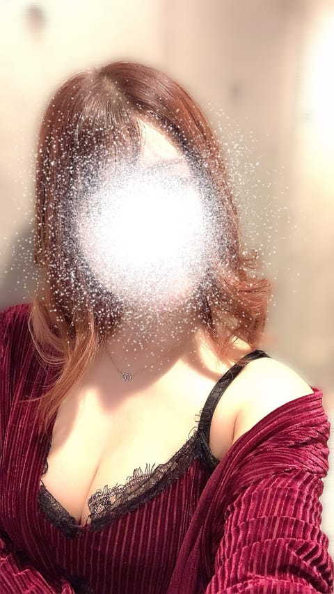 2名様ご指名ありがとうございます😊🈵
差し入れ美味しそう🥰
このあとご案内🉑
🌟9/27   〜24時
 #メンズエステ