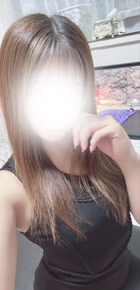 おはようございます🌞
出勤しました(๑˘ ᵕ˘๑)♥︎

今日もお時間ある方癒されにきて下さい💖
お待ちしております🫶🫶