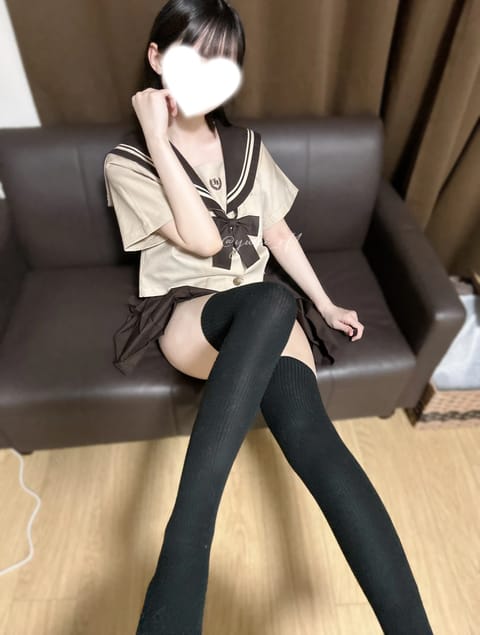 今週前半は満了つづいて、
21（金）14:00-18:00
22（土）12:00-13:30
23（日）12:00-22