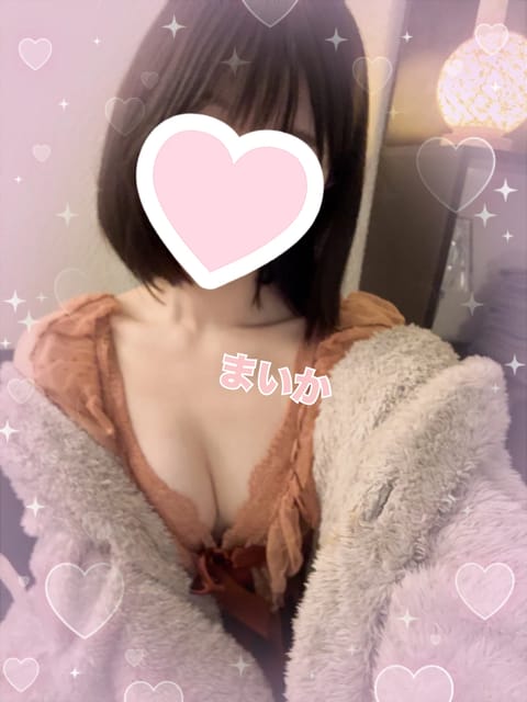 今週は、
12日 20-3
14日 19-3でいます💕
お盆休みの方もいるかな？？
会えたら嬉しいよー☺️！