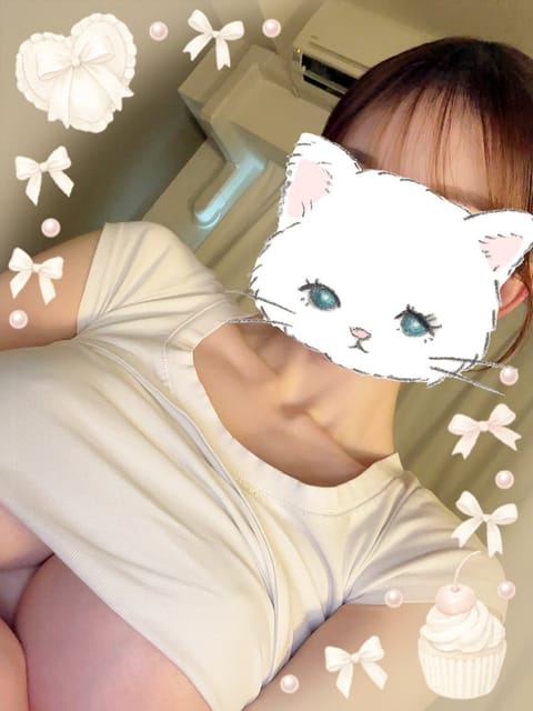 永瀬ゆあ