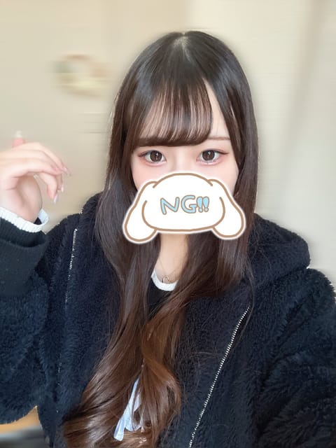 こんばんは！
明日からの3日間今週の出勤になります！
来週はあんまり出勤しないので是非会いに来てくれたら嬉しいです🙌マッ