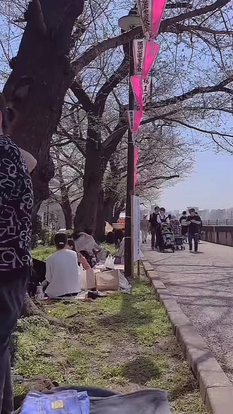 4月スタート‼️
今月も宜しくお願いします💕

週末、🌸も🍡も堪能しリフレッシュでした。

🍎本日銀座Roomにて
17