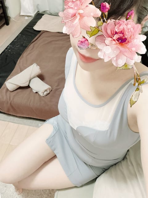 昨日で今年のお仕事納めでした。
今年来てくださったお客様本当にありがとうございました😊
皆様と過ごす時間が楽しくて、毎回