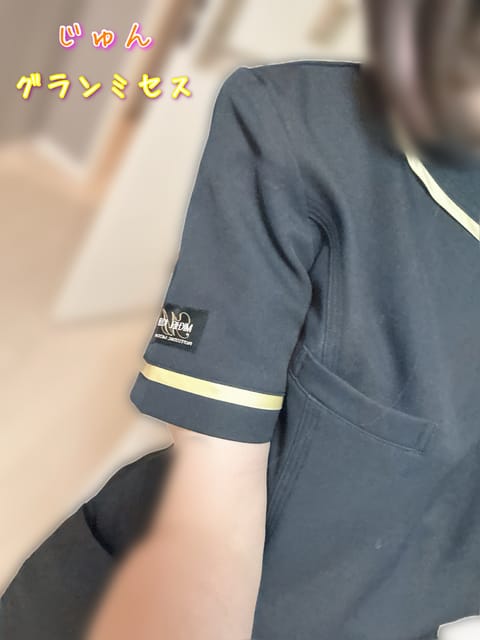 本日🈵了しております。

この後もご予約さまよろしくお願いいたします。

只今、次回の出勤6日(日)11時〜18時のご予