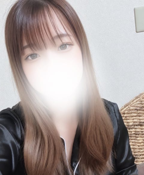 お部屋いました！
今日池袋に23時まで出勤してるので
会いに来てくれたら嬉しいです❣️