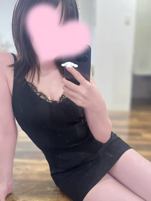 こんばんは🌙

昨日は雨降ってたし蒸し暑かった中会いに来てくださった本指さま、ずっと会いたかったと言ってくれたご新規さま