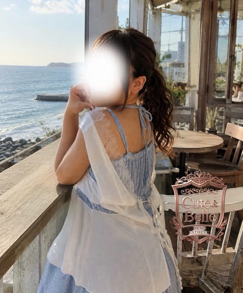 初めまして╰(*´︶`*)╯♡

「なぎ」と申します🐠🤍

田町メンズエステ
Cute&Belleに在籍します‼︎

お
