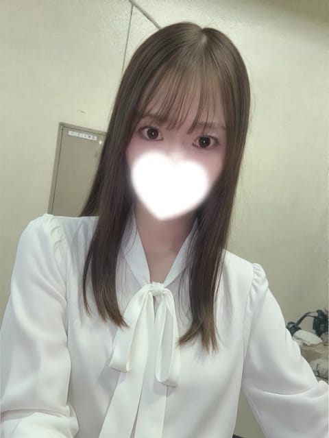 出勤します🎀°
今日もよろしくお願いします♪
10:00〜18:00