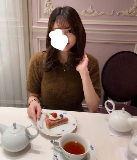 こんばんは♫
お久しぶりです🥺

久しぶりの出勤なのですが、本日21:00~千歳烏山にいます️🫧

10月来てくださ