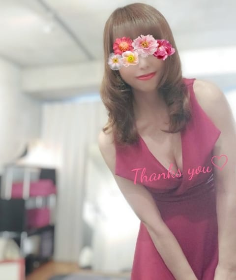 こんばんは😊✨
今週のシフトをお知らせ致します❣

4/4(月) 12時～19時
   🌹浦和西口🌹

3月はあまり出勤