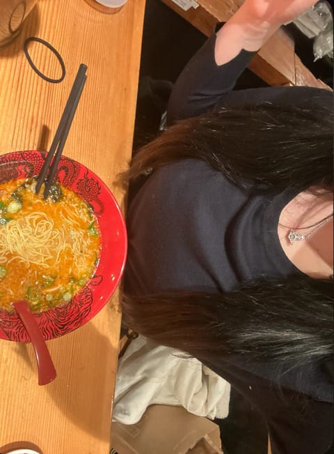 今日も元気に出勤してます🖤

おいしいラーメン屋さん教えて欲しい🎵
