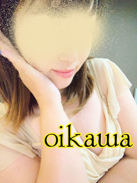 今日の及川です🍋💛
昨日眠すぎて爆睡ずっとしてた😮
なんか休みの日なのに
もったいないことしちゃった気分💔
でも代わりに