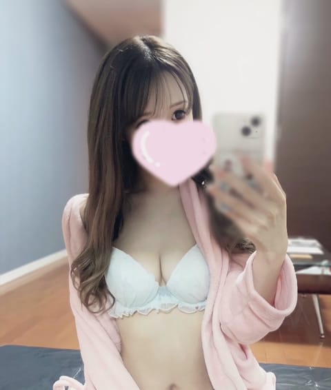 花粉で目かゆすぎてしぬ、т_т💧

こんなゆうだけど、
たくさんいちゃ2️⃣しよう？🥺🥺🤍

𝟐𝟔時までお問い合わせ待っ