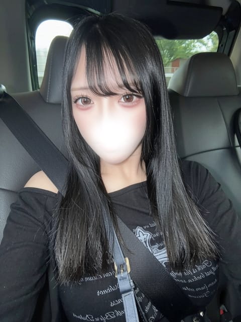 寝落ちして寝れなくなた💤