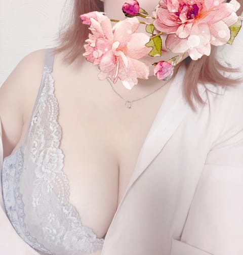 昨日はありがとうございました🙆‍♀️✨️
写真指名してくださり嬉しかったです☺️
ためになる話が沢山聞けて勉強になりまし
