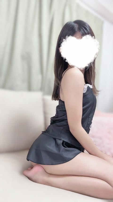 こんばんは〜！
今日は七夕ですね🎋💓
みなさん何かお願い事した？

本日も19時から出勤してます😚